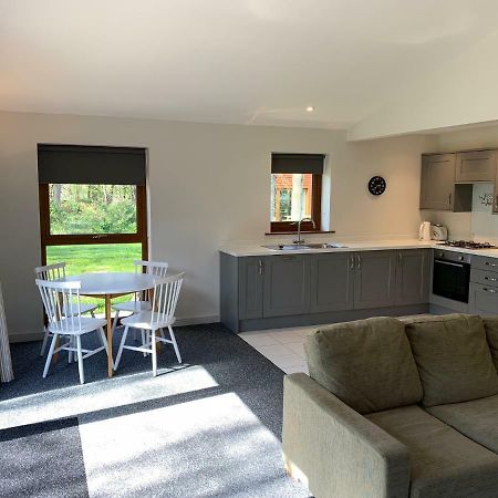 Hotel Woodland Waters Ancaster Esterno foto