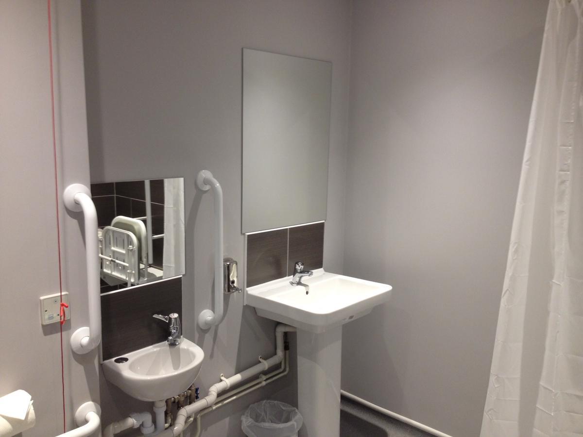Hotel Woodland Waters Ancaster Esterno foto