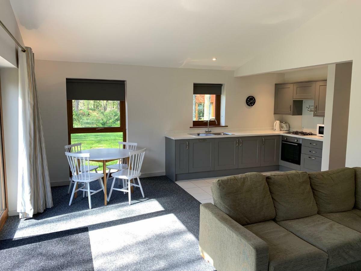 Hotel Woodland Waters Ancaster Esterno foto